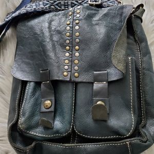 Patricia Nash Armeno Messenger Bag